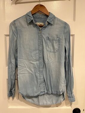 Mossimo Supply Co. Light Blue Chambray Shirt